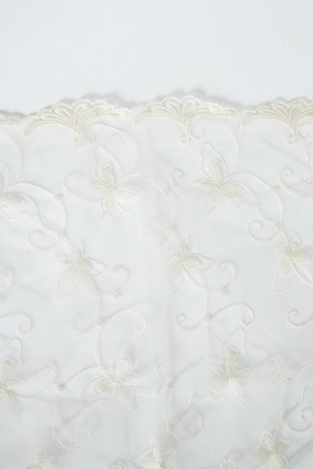 Brigette Lace Bandana White