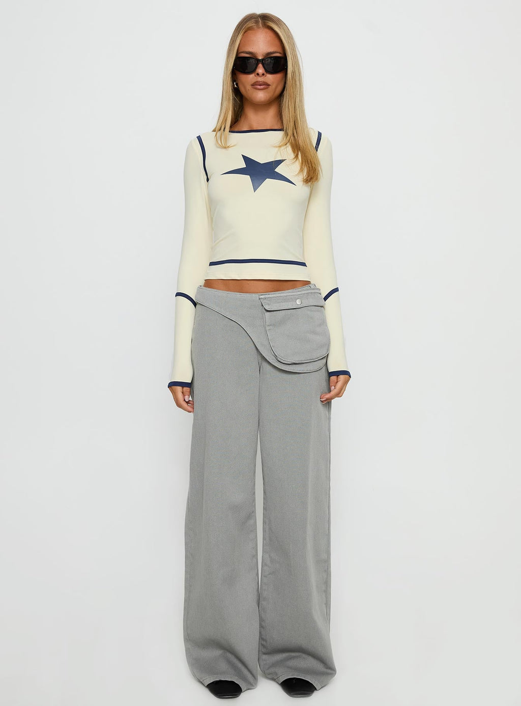 Starshot Long Sleeve Graphic Top Cream
